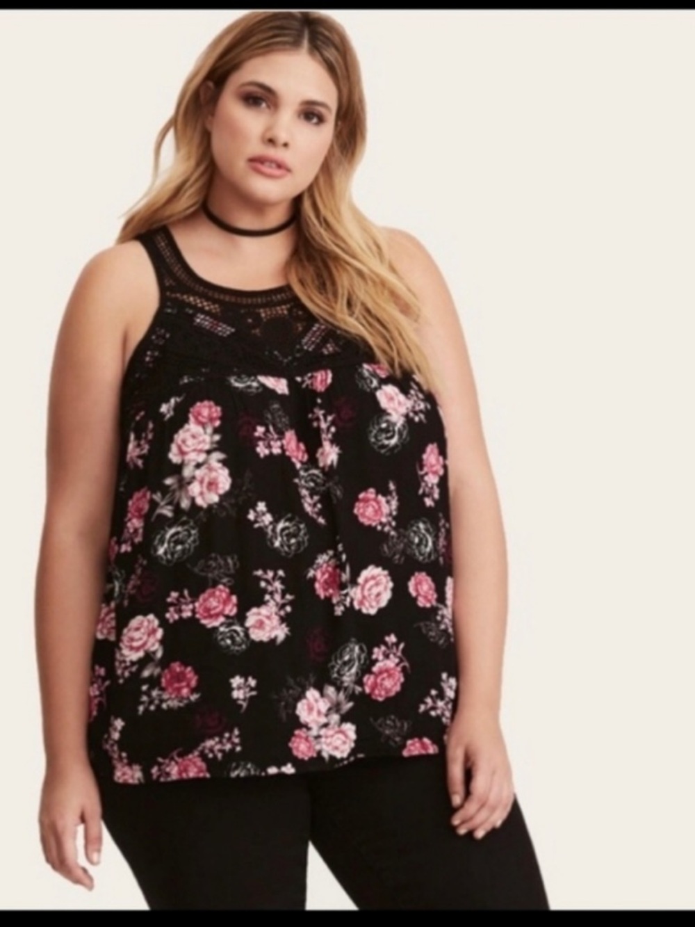 torrid size 2 Black Floral Lace Yoke Camisole with Pink Roses
